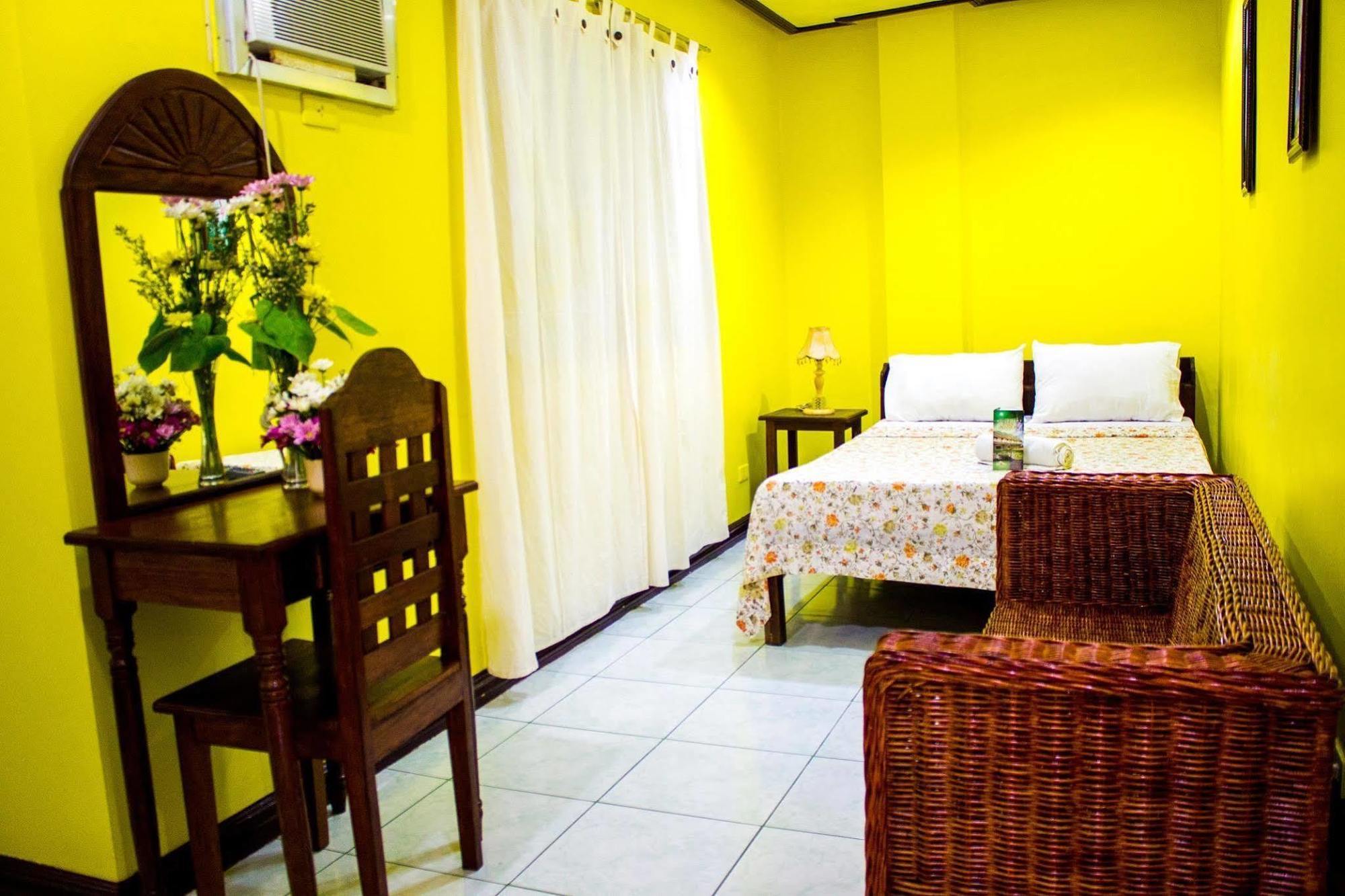 Liberty Park Pension Puerto Princesa Екстериор снимка